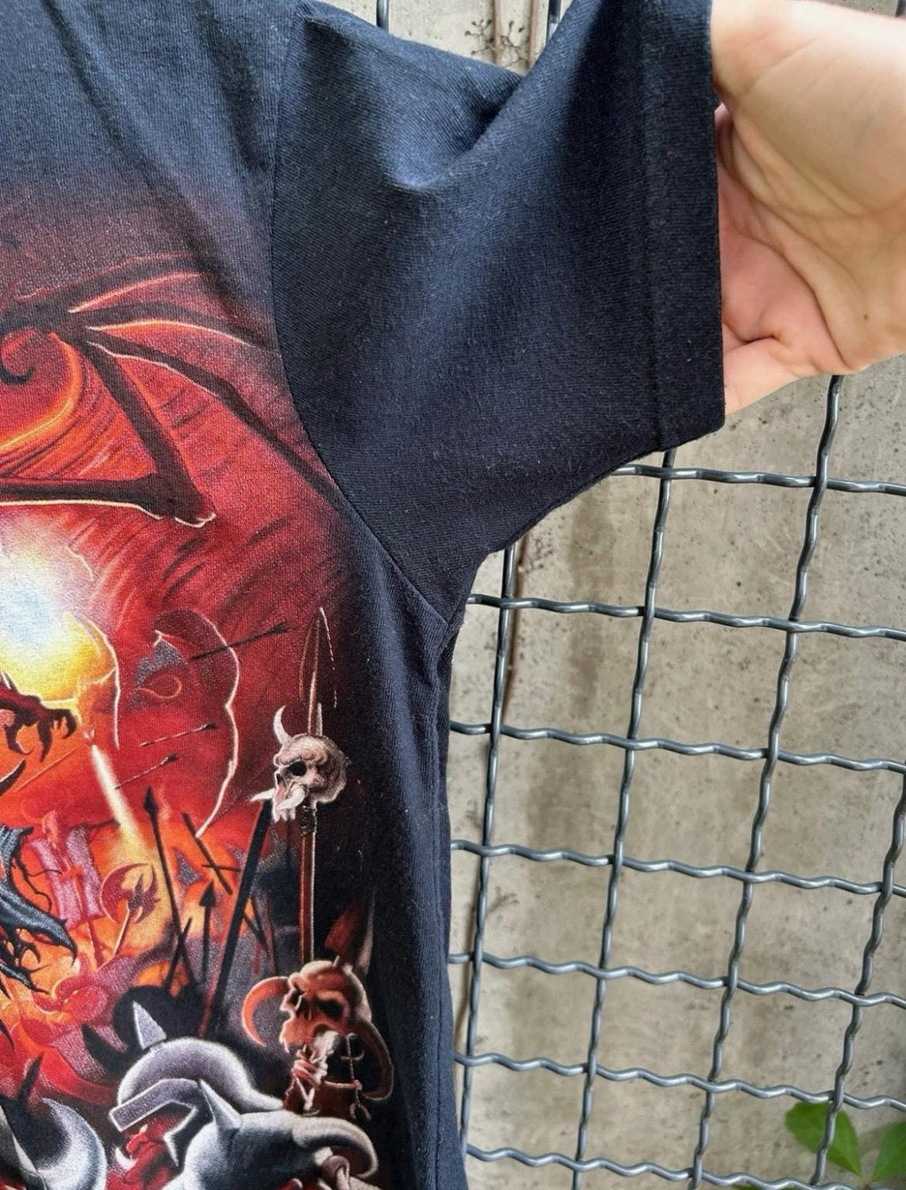 Vintage 2003 Liquid Blue Dragon Art Graphic T-shirt