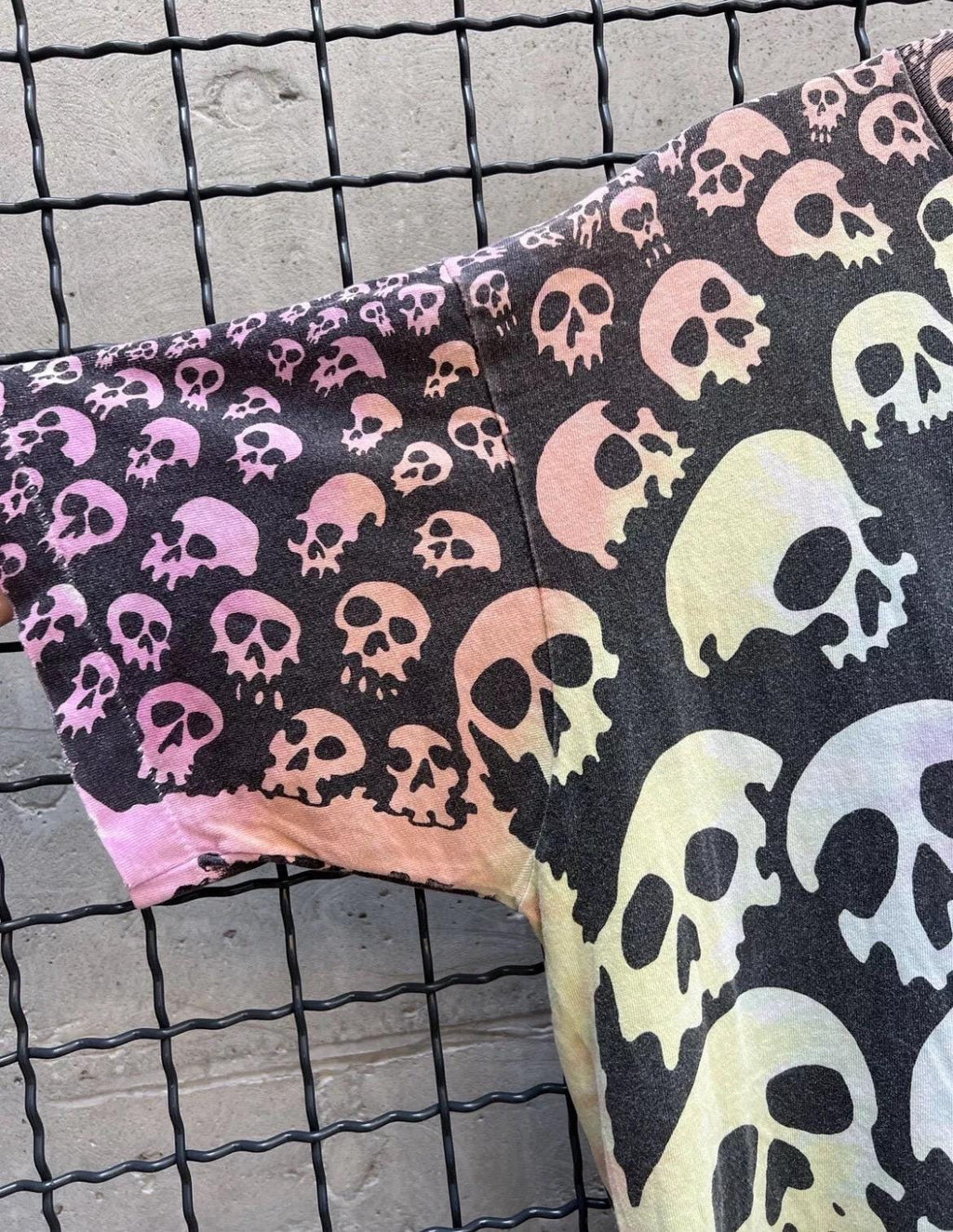 Vintage 1992 Liquid Blue Skull All Over Print Tshirt