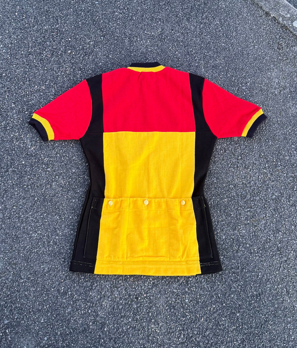 Vintage 70s/80s Tricots du Rocher “S.A.R.” Cycling Jersey Made in France