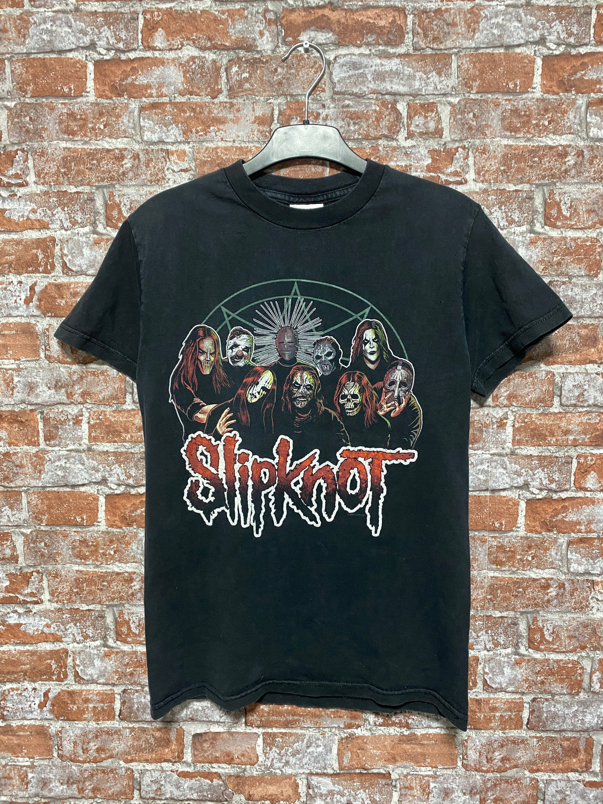 Vintage 2004 Slipknot Band Graphic T-Shirt