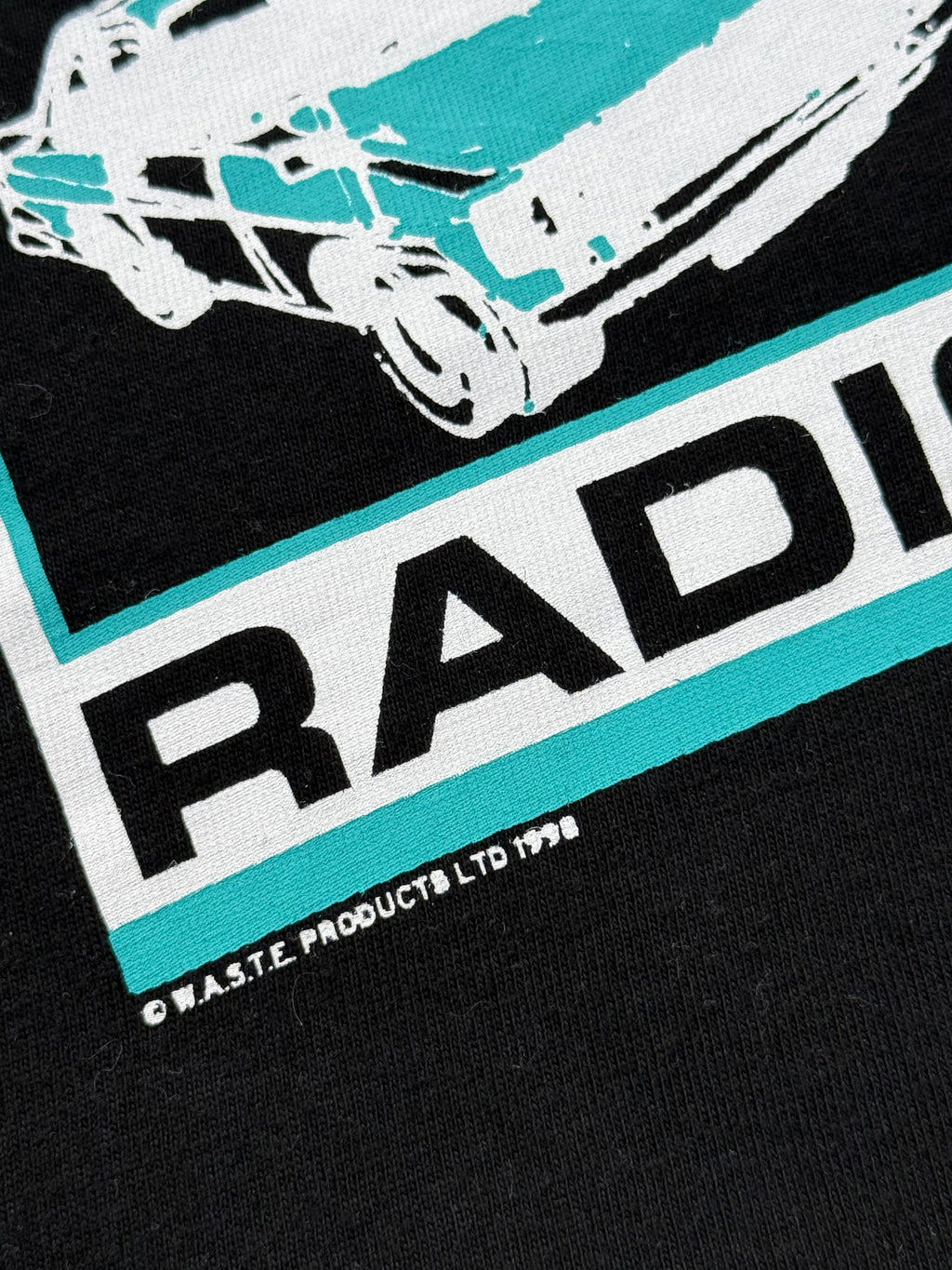 Vintage 2000s Radiohead No Surprises Carbon Monoxide Cropped T-Shirt