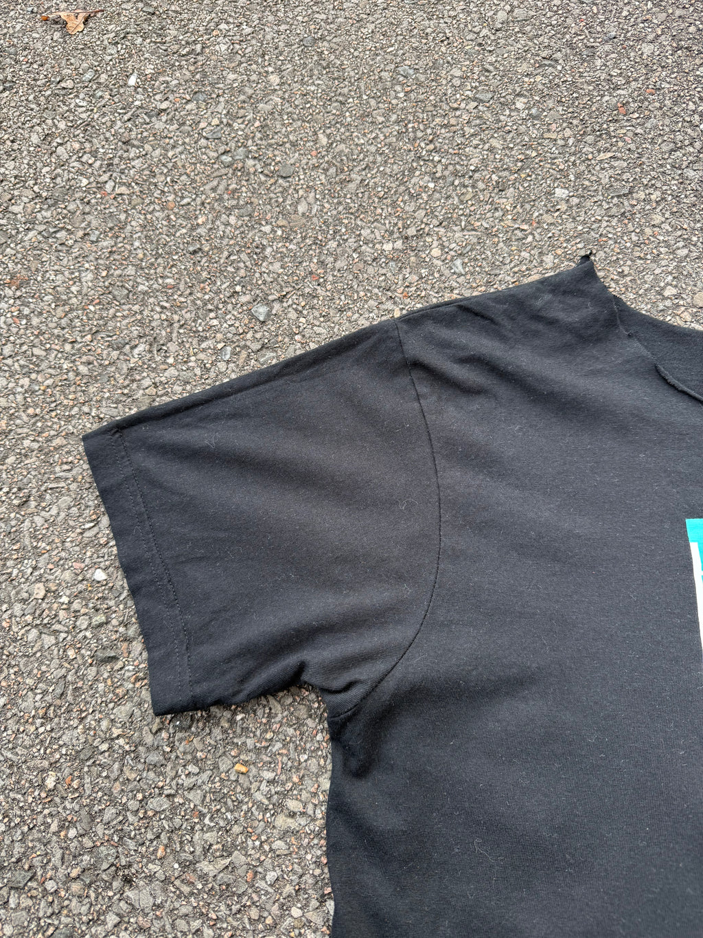 Vintage 2000s Radiohead No Surprises Carbon Monoxide Cropped T-Shirt