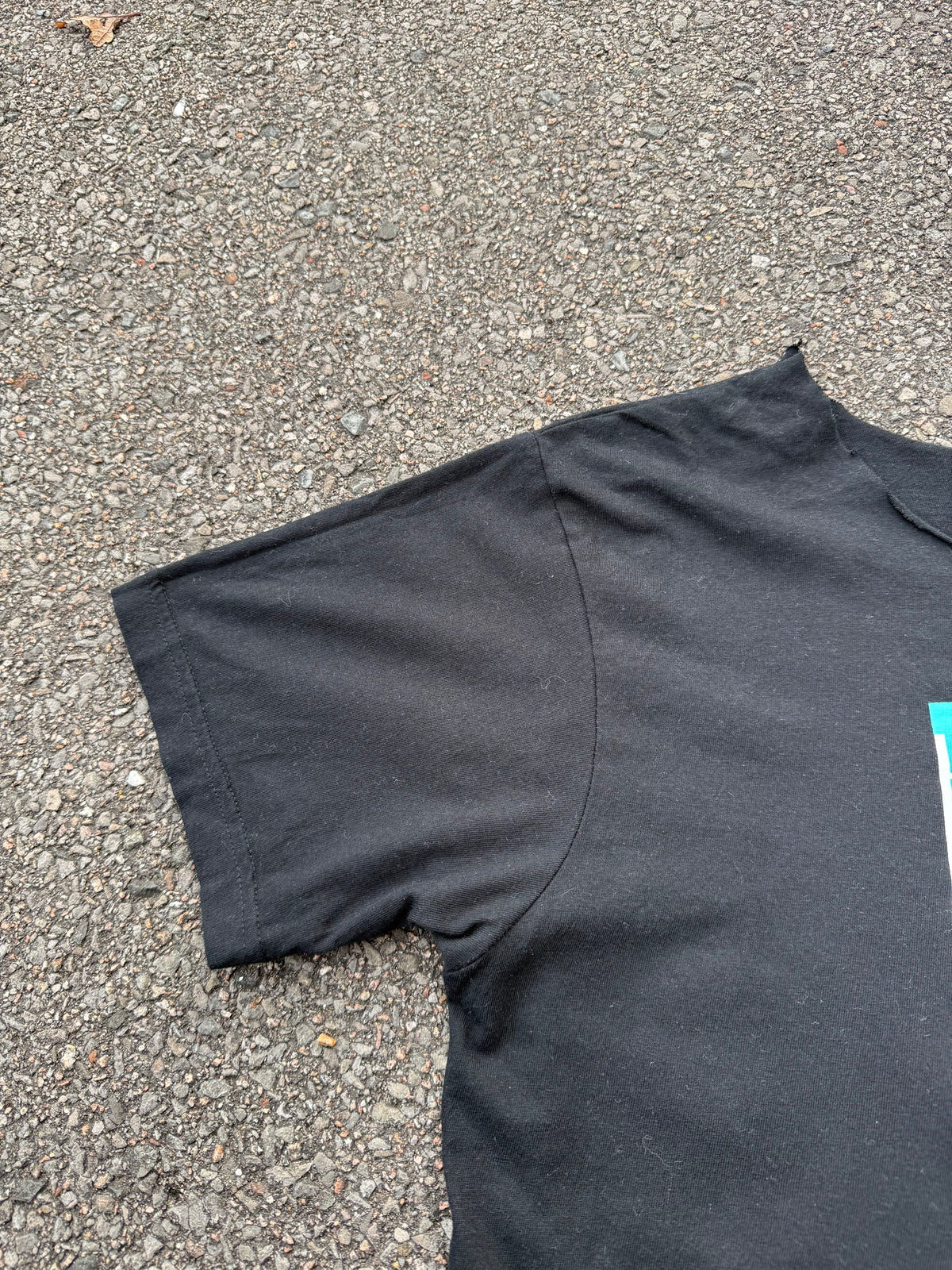 Vintage 2000s Radiohead No Surprises Carbon Monoxide Cropped T-Shirt