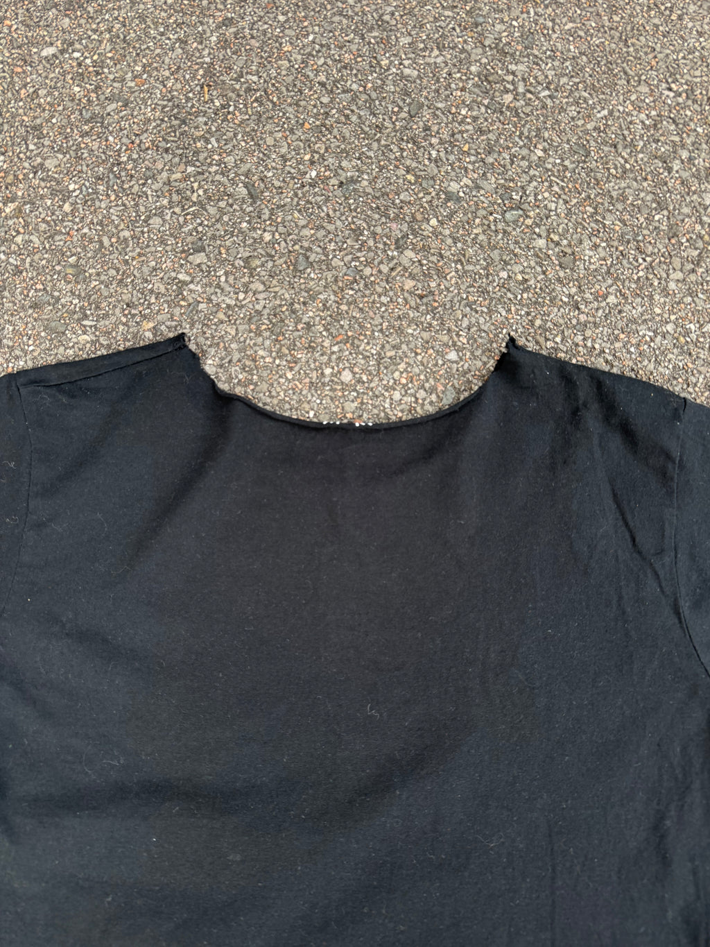 Vintage 2000s Radiohead No Surprises Carbon Monoxide Cropped T-Shirt