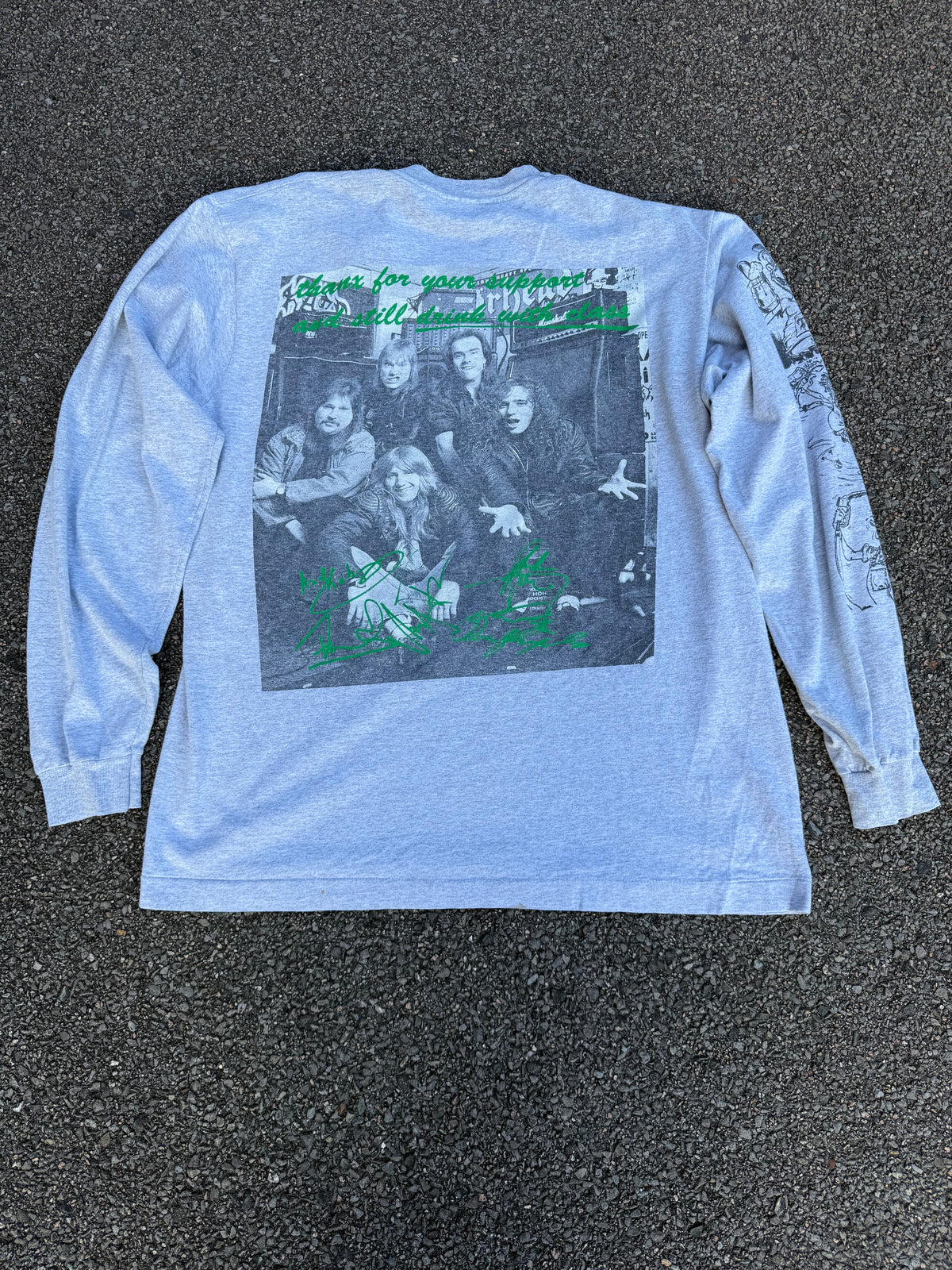 Vintage 1993 Tankard Alien Long Sleeve T-Shirt