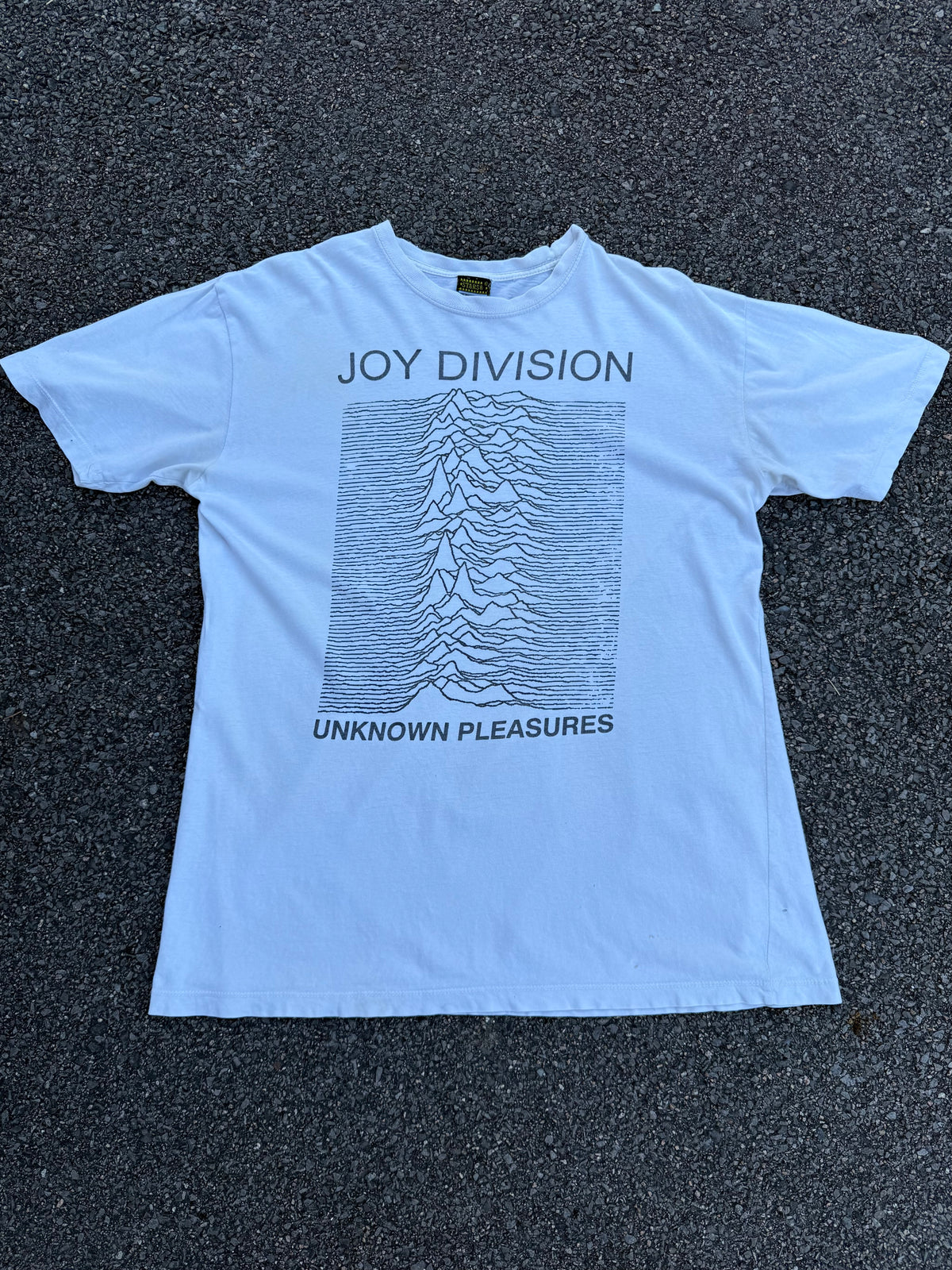 Vintage 2000s Joy Division Unknown Pleasures Post-Punk T-Shirt
