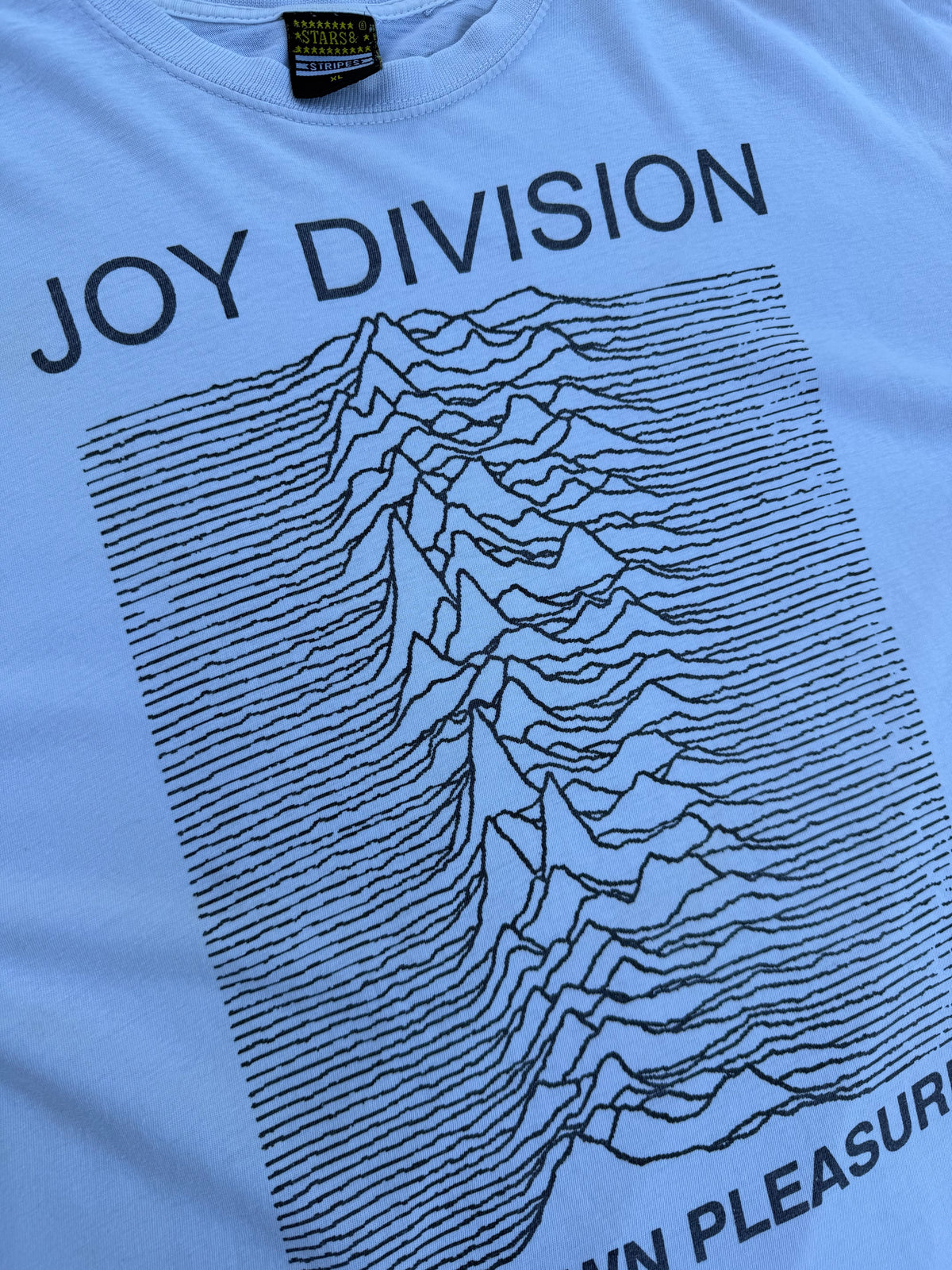 Vintage 2000s Joy Division Unknown Pleasures Post-Punk T-Shirt