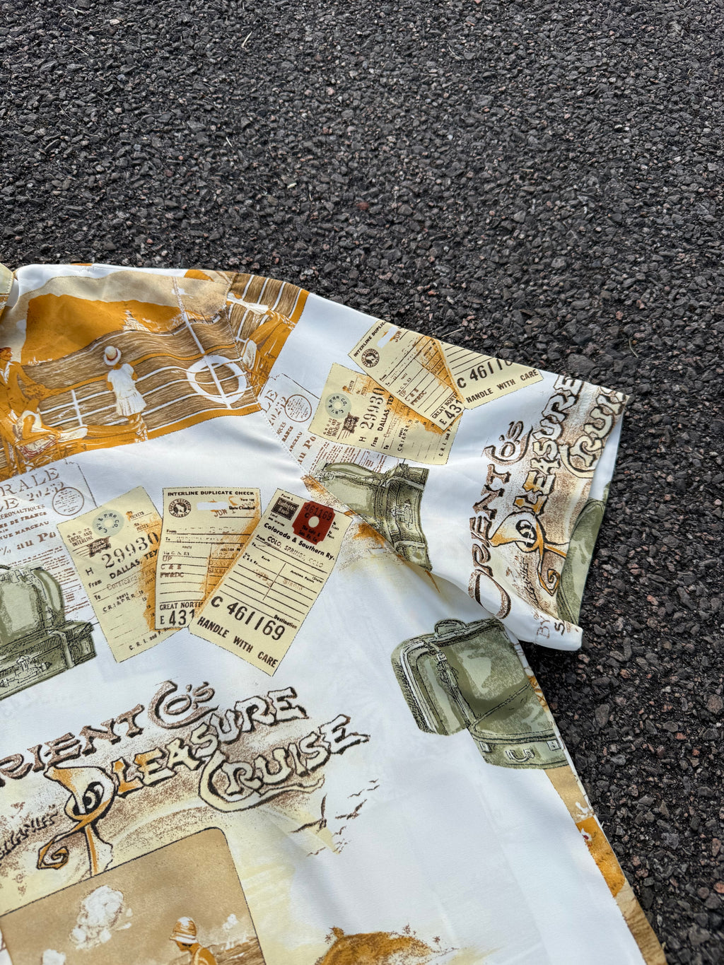 Burberrys Vintage 90s Travel Cruise All Over Print Short Sleeve Shirt