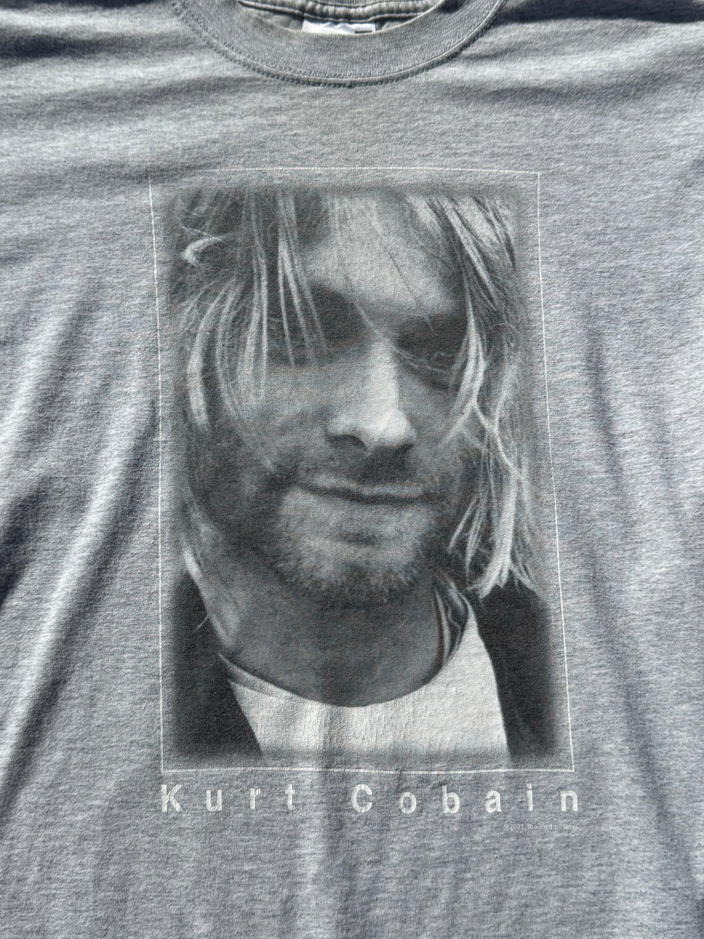 Vintage 2002 Kurt Cobain Nirvana Portrait Rock Band T-Shirt