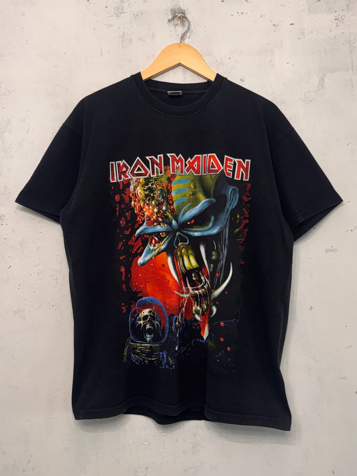 Vintage 2011 Iron Maiden The Final Frontier World Tour T-Shirt