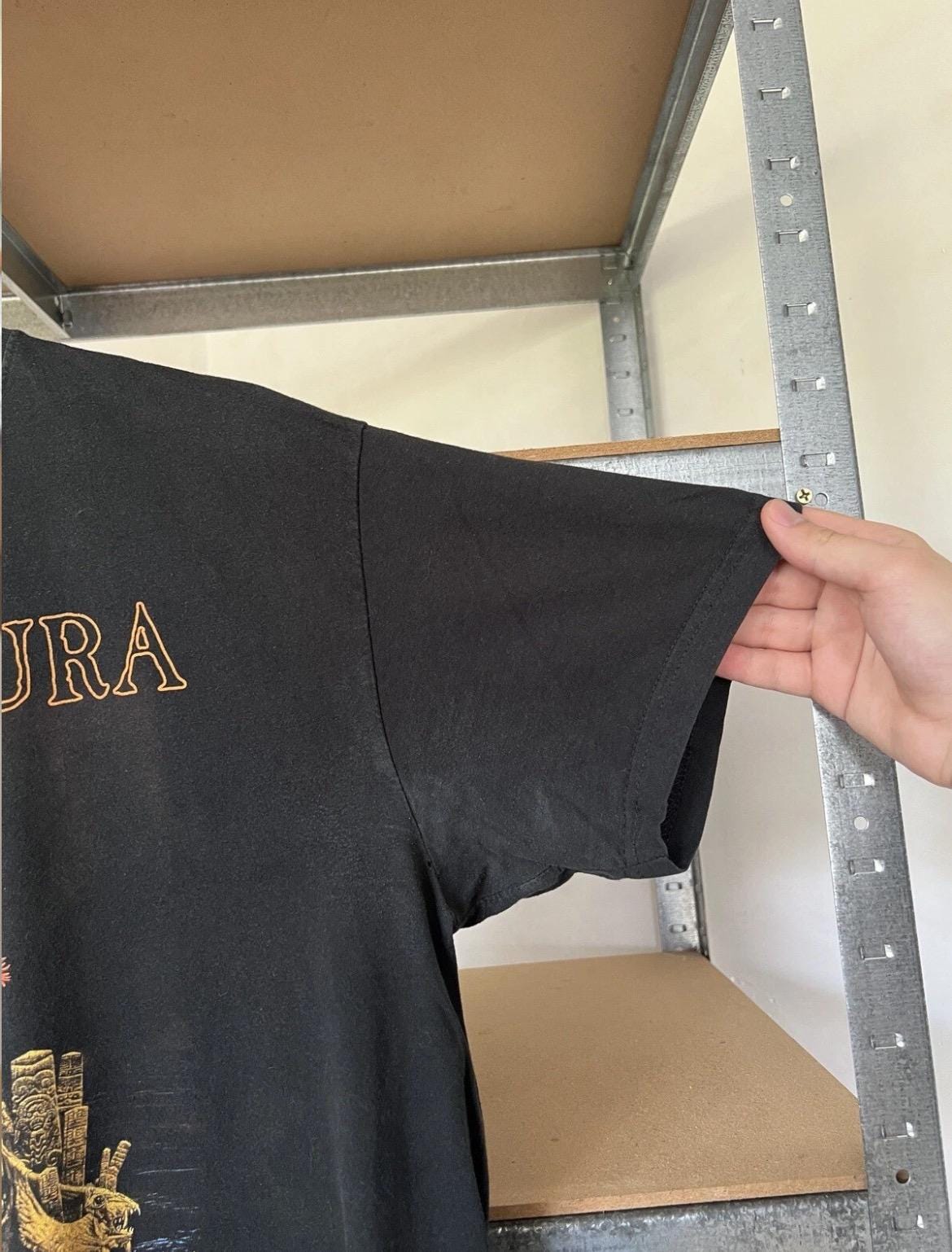 Vintage 90s Sepultura Arise Metal Album Graphic T-Shirt