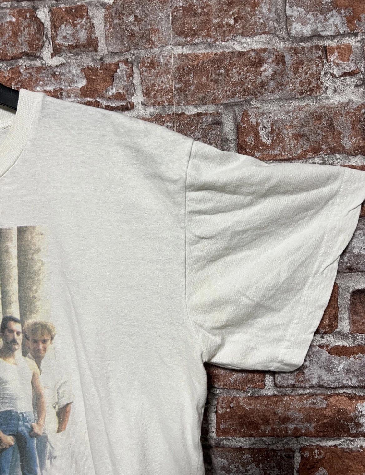 Vintage Queen 80s Rare Rock Band Tshirt