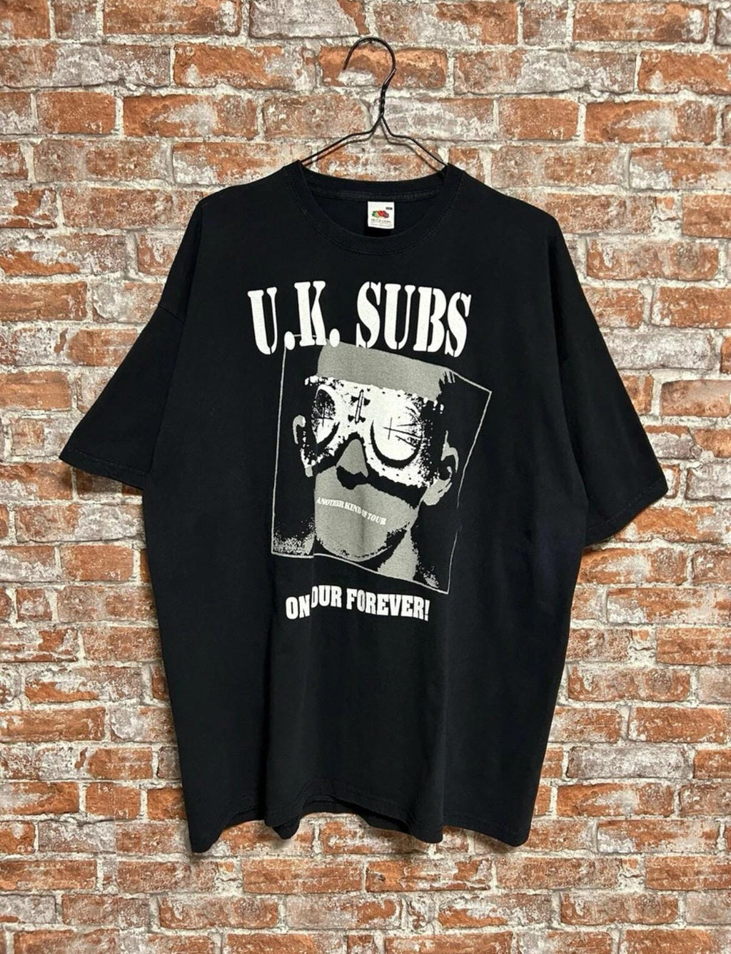 Vintage 2011 U.K. Subs Tour Punk Rock Black T-shirt Size 2XL