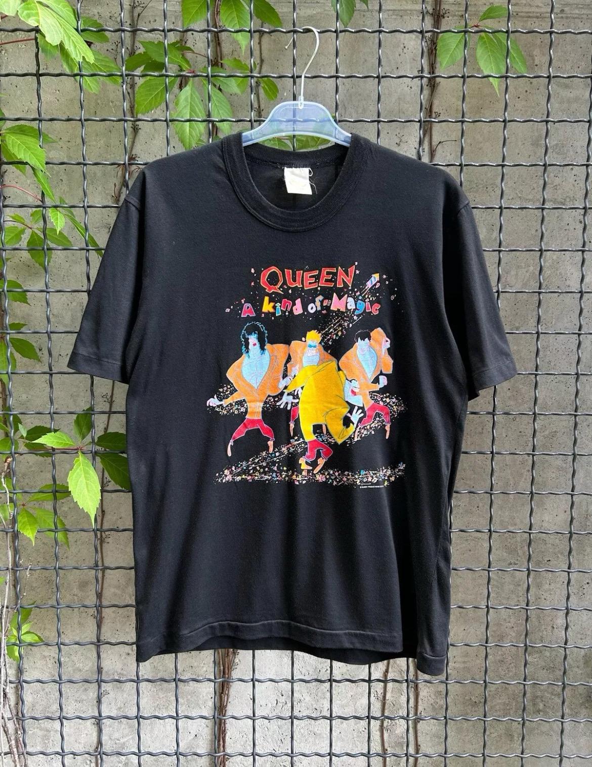 Vintage 1986 Queen A Kind Of Magic The Magic Tour T-shirt