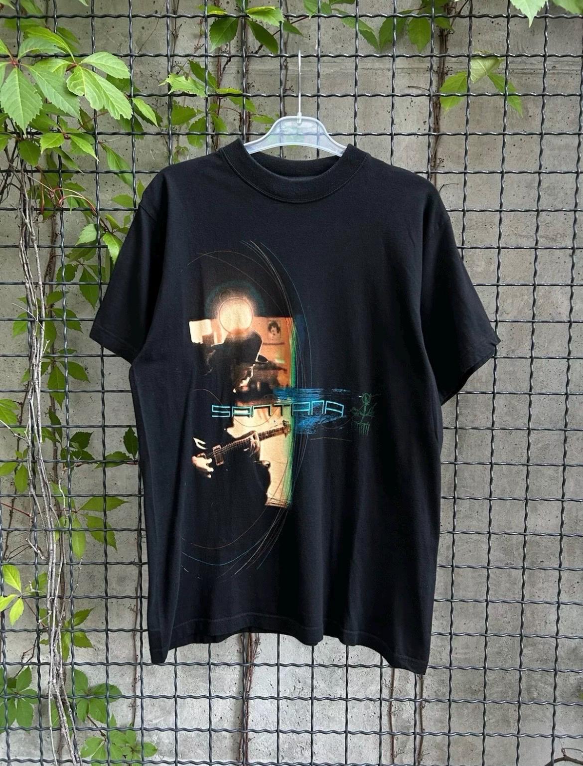 Vintage 2002 Carlos Santana All Is One Tour T-shirt Size M