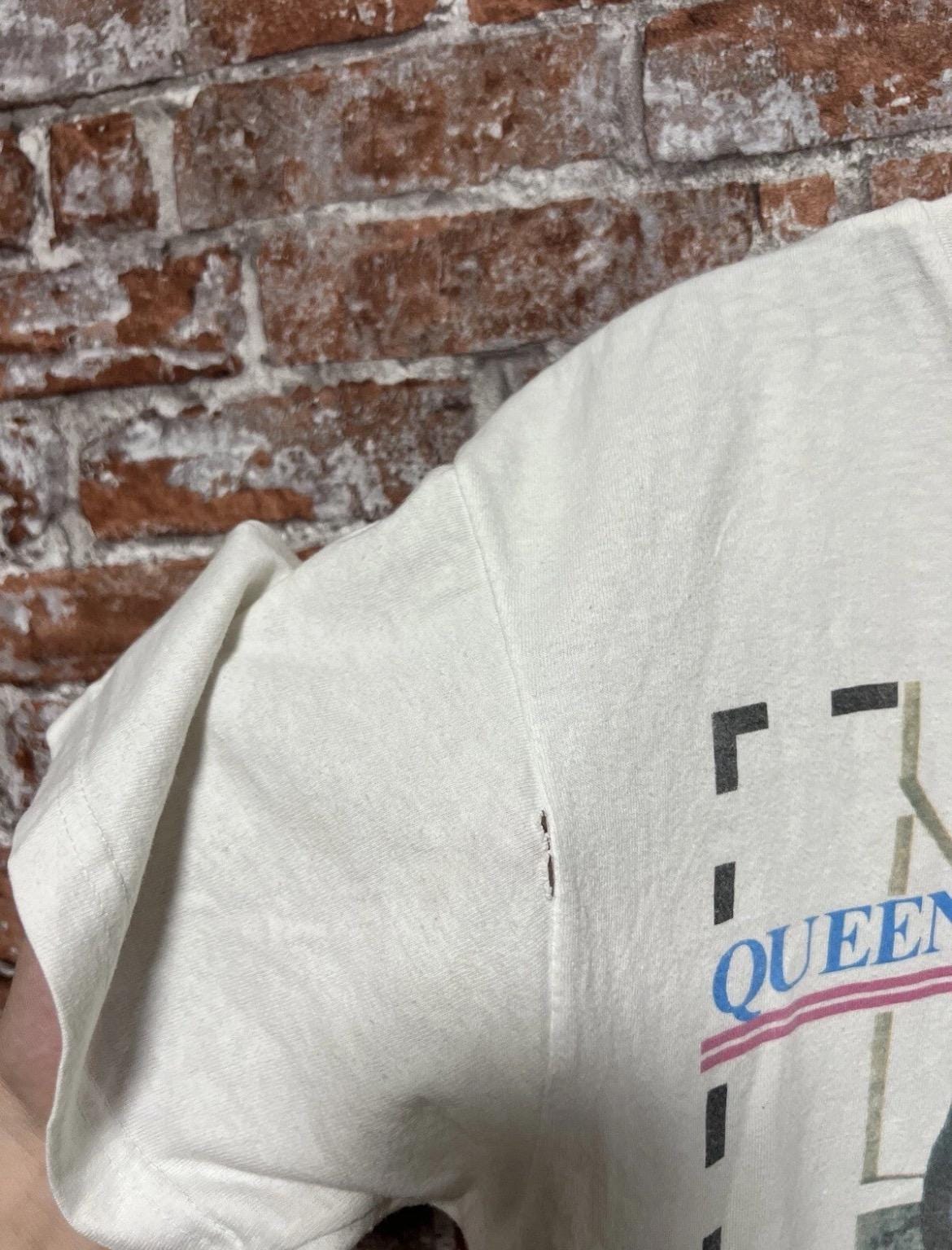 Vintage Queen 80s Rare Rock Band Tshirt