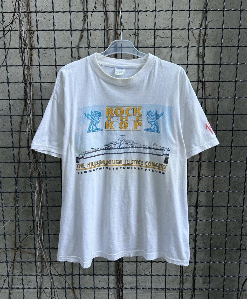 Vintage 1997 Rock The Kop Manic Street Preachers Concert T-shirt Size L
