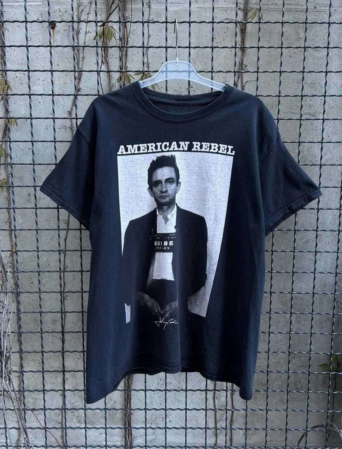 Vintage 2000s Johnny Cash American Rebel T-shirt Size L