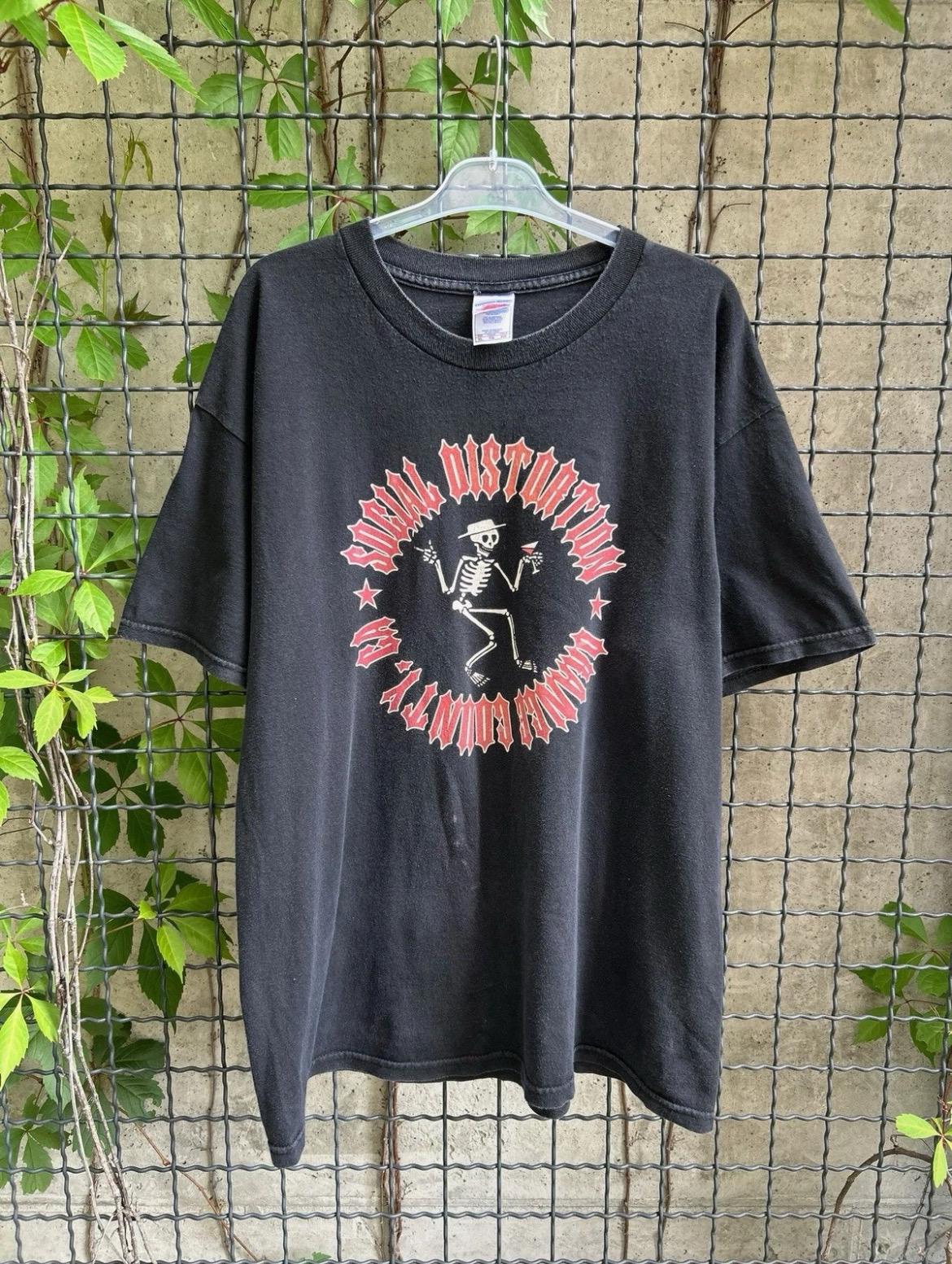 Vintage 2000s Social Distortion Orange County Band T-Shirt Size XL