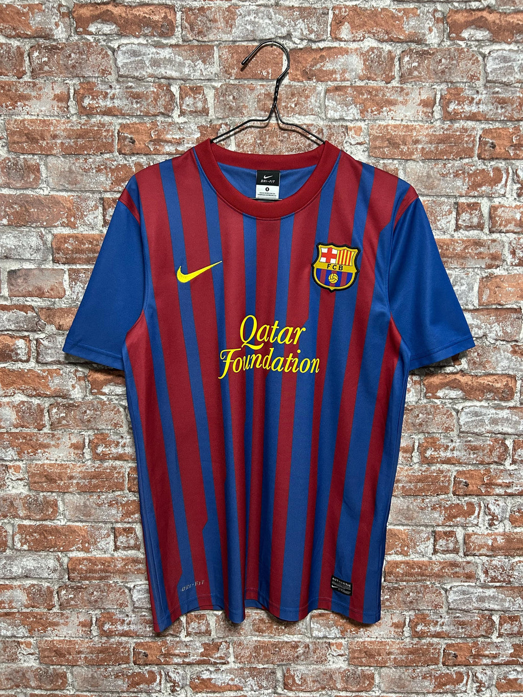 Vintage Barcelona Nike 2011 2012 Home Football Jersey Soccer Joshua #8 Size S