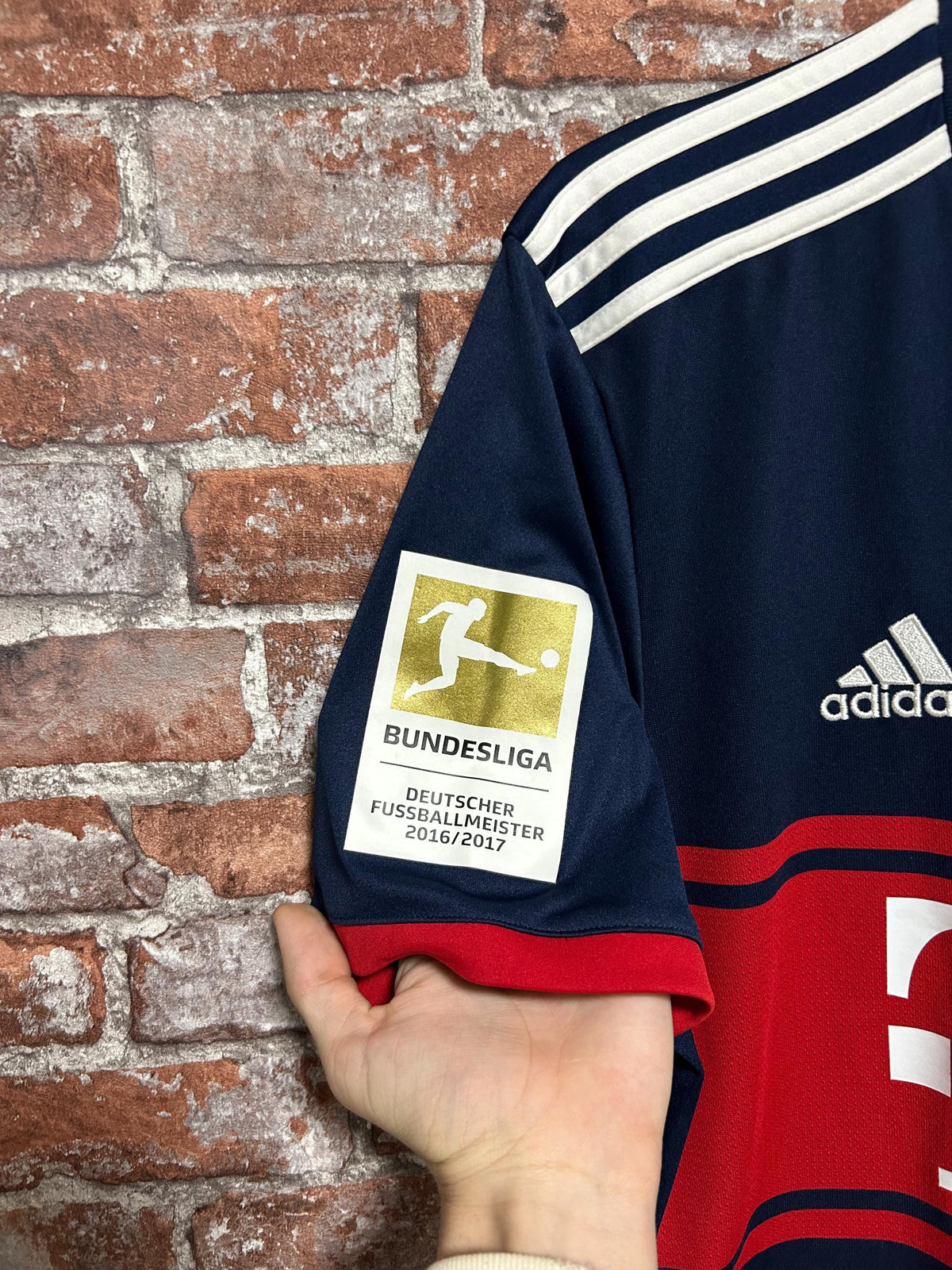 Vintage Bayern Munich 2017 2018 Away Football Adidas Jersey #32 Kimmich Soccer Size M