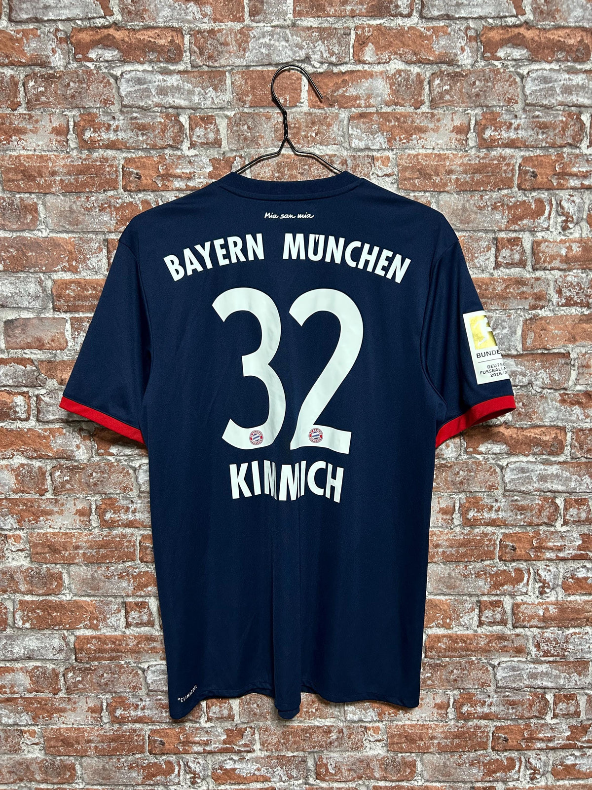Vintage Bayern Munich 2017 2018 Away Football Adidas Jersey #32 Kimmich Soccer Size M