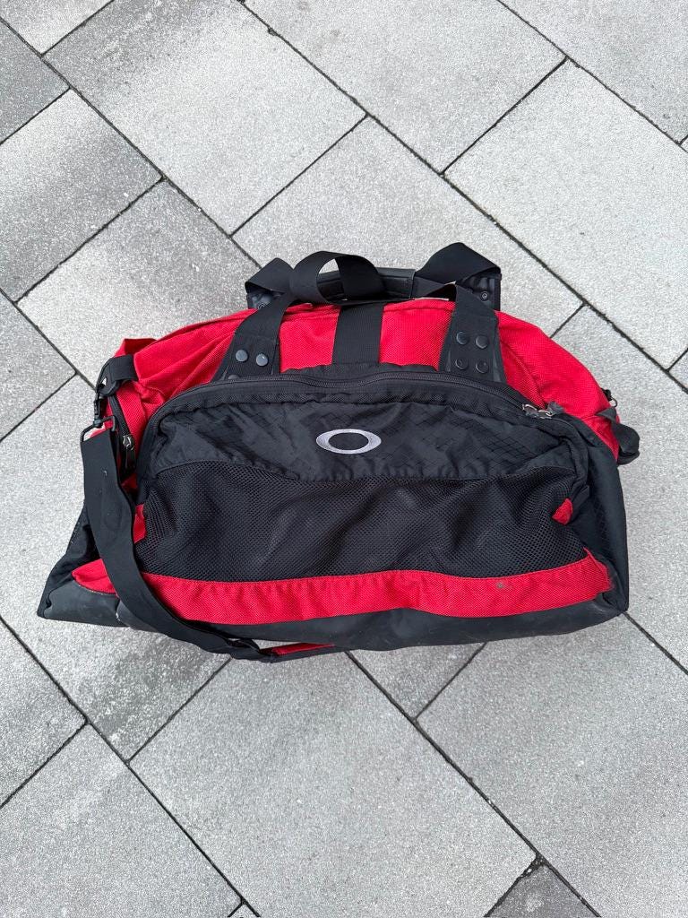Vintage 2000s Oakley Icon 2.0 Duffle Sports Travel Bag