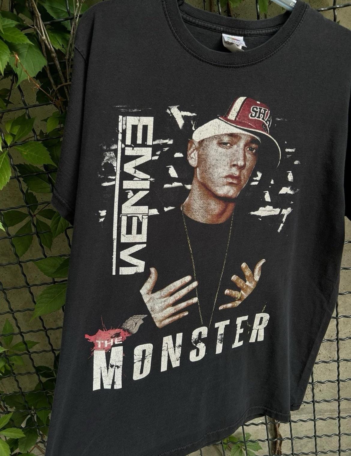 Vintage 2000s Eminem The Monster Rihanna Rap T-shirt Size L