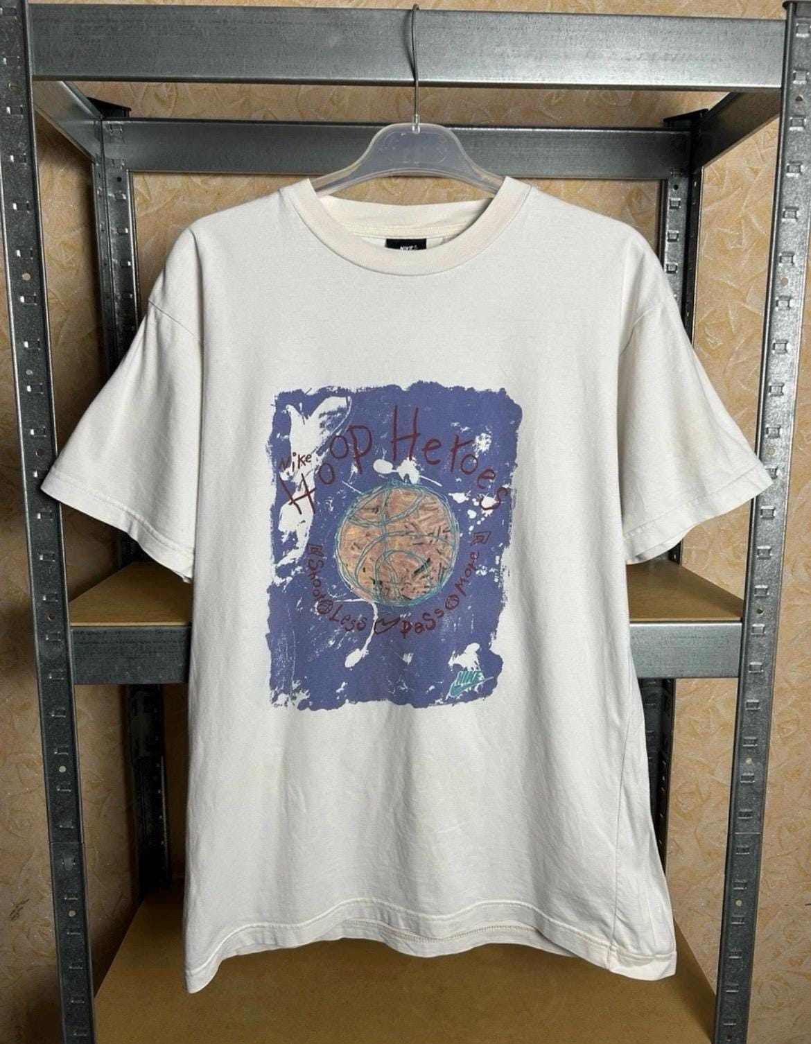 Vintage 90s Nike Hoop Heroes Pass More Graphic T-shirt Size XL