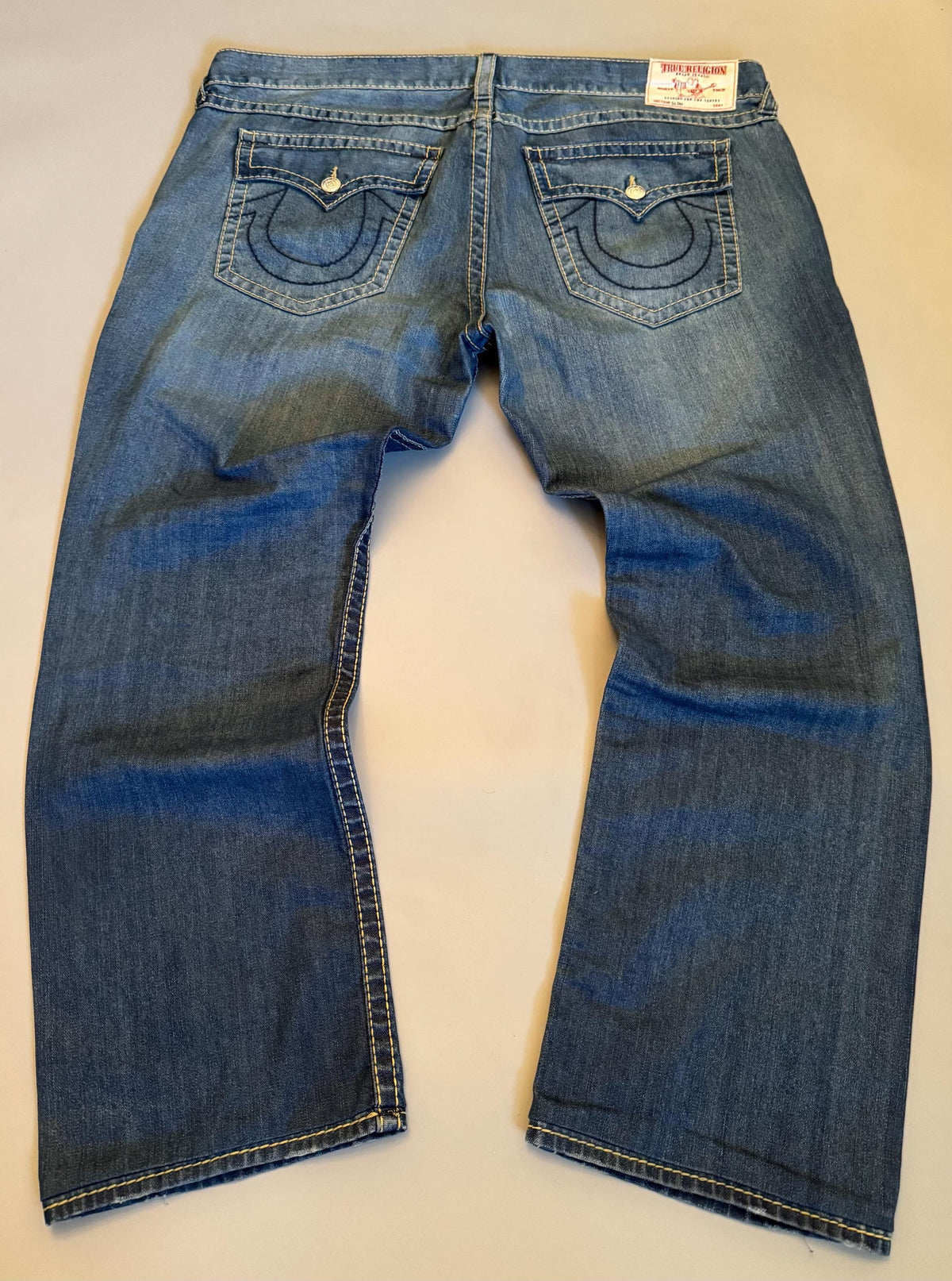 Vintage True Religion slim flap gold big t Denim Jeans Size 44