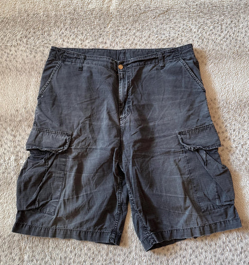 Carhartt WIP Vintage 2000s Cargo Shorts Size 38