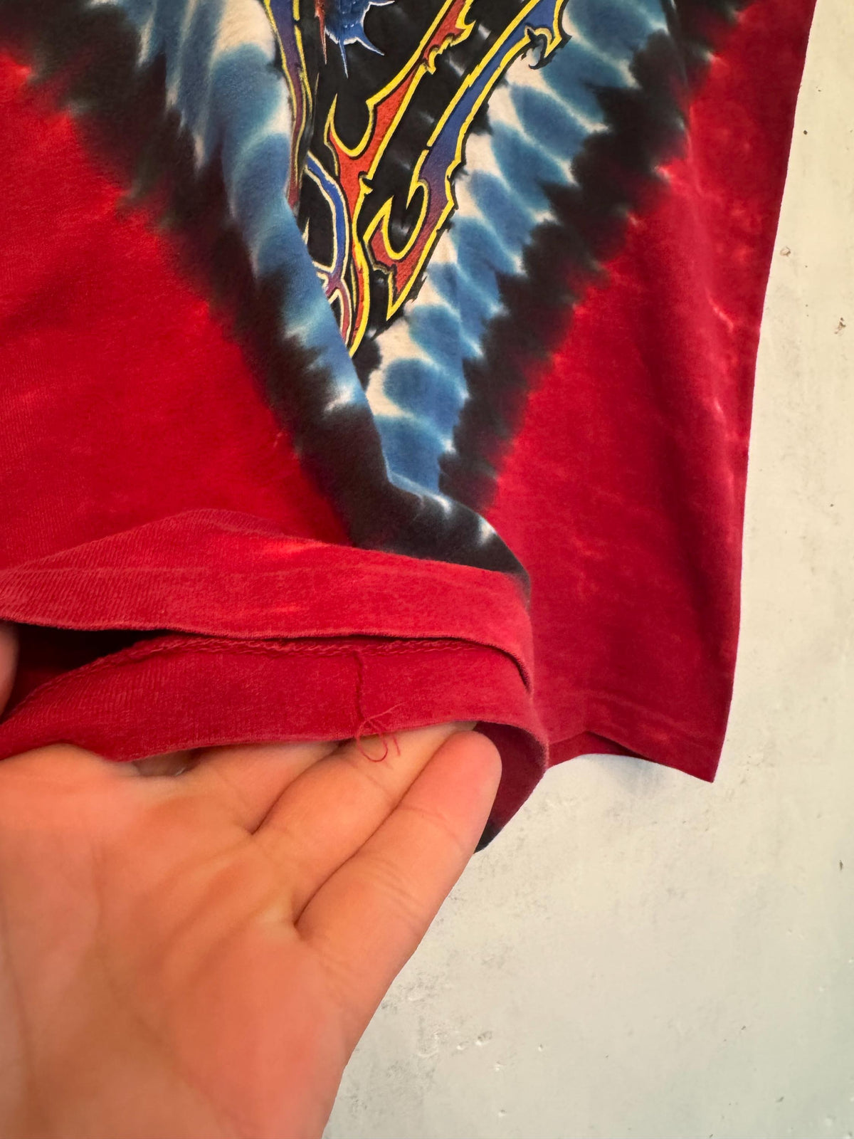 Vintage 90s Dueling Dragons Universal Studios T-Shirt Size S